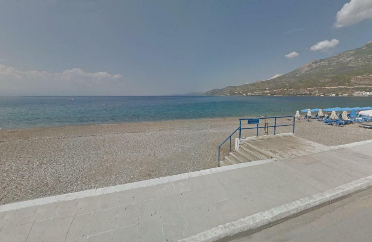 Loutraki Μοναδικής Θέσης Διαμέρισμα Στη Θάλασσα Loutráki Exterior foto